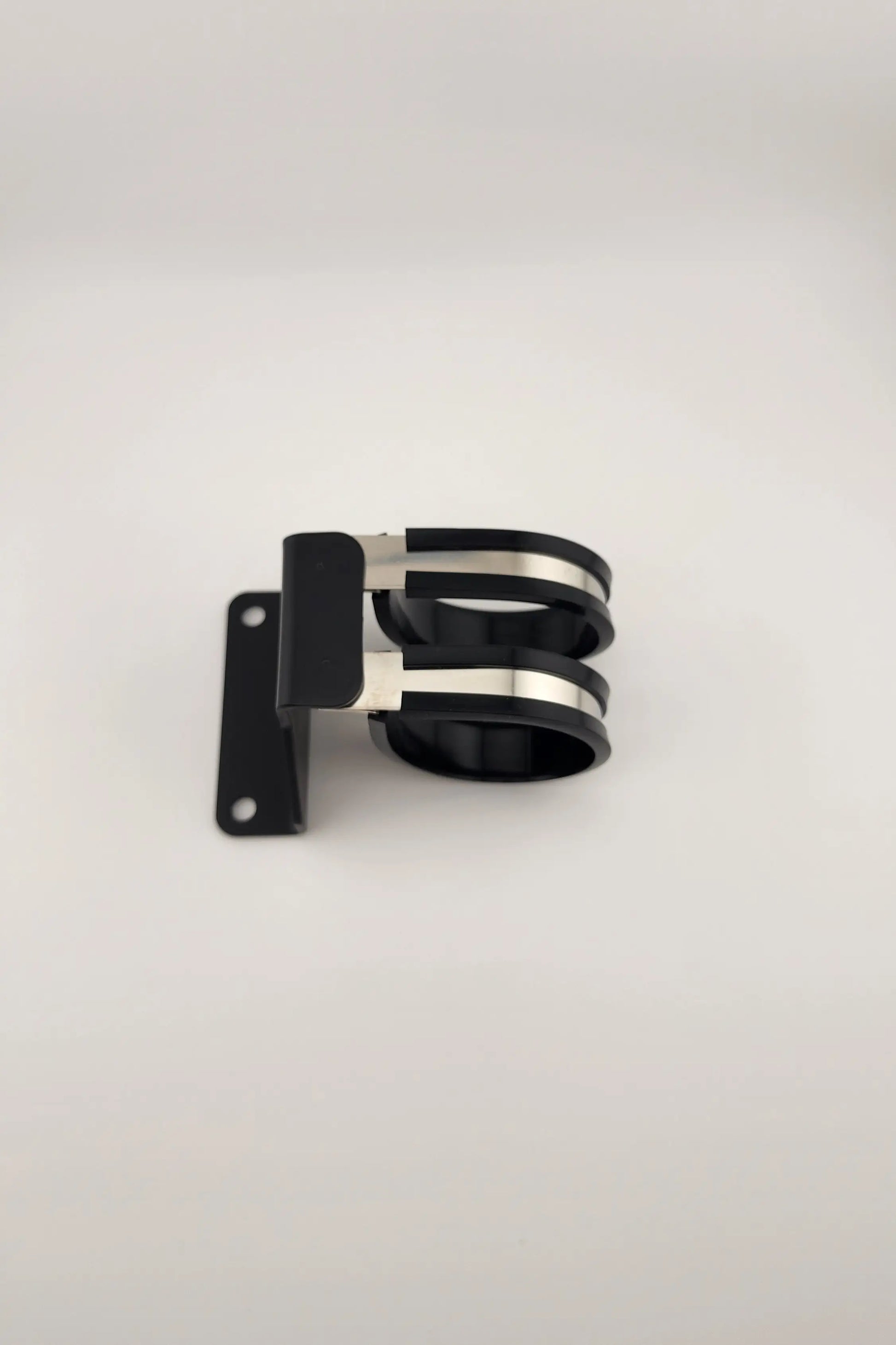 Nocturnal Automotive - S197-S550-S650_11-24_Mustang_Fore Fuel Filter Bracket Other top view